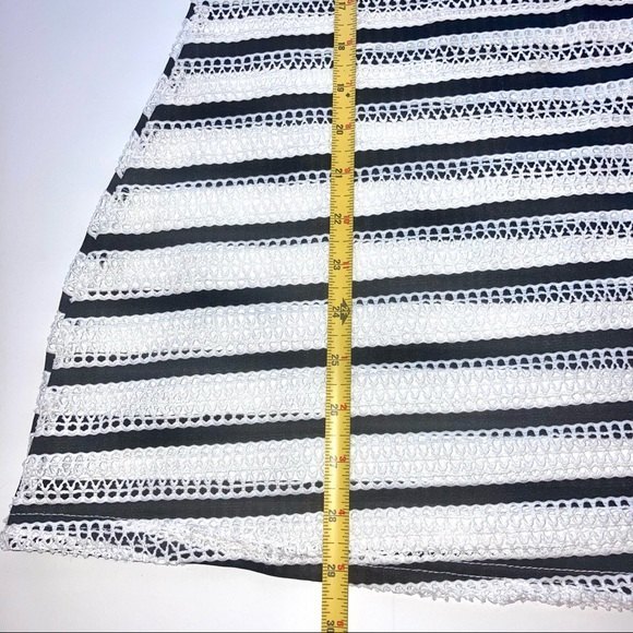 Swim CoverUp - Alexa & Stella Crochet Black White Striped CoverUp Size Medium - Picture 6 of 6